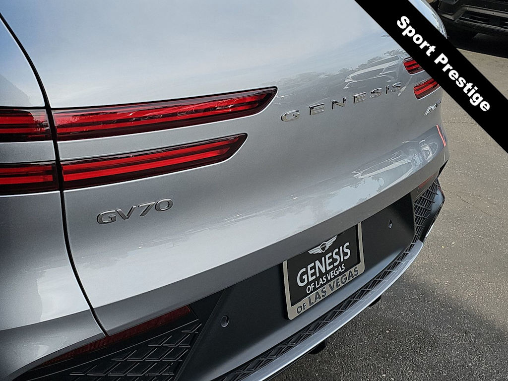 Thumbnail: 2025 Genesis GV70 - 7