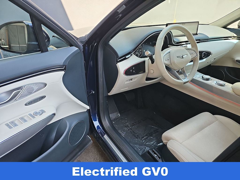 Thumbnail: 2025 Genesis GV70 - 2