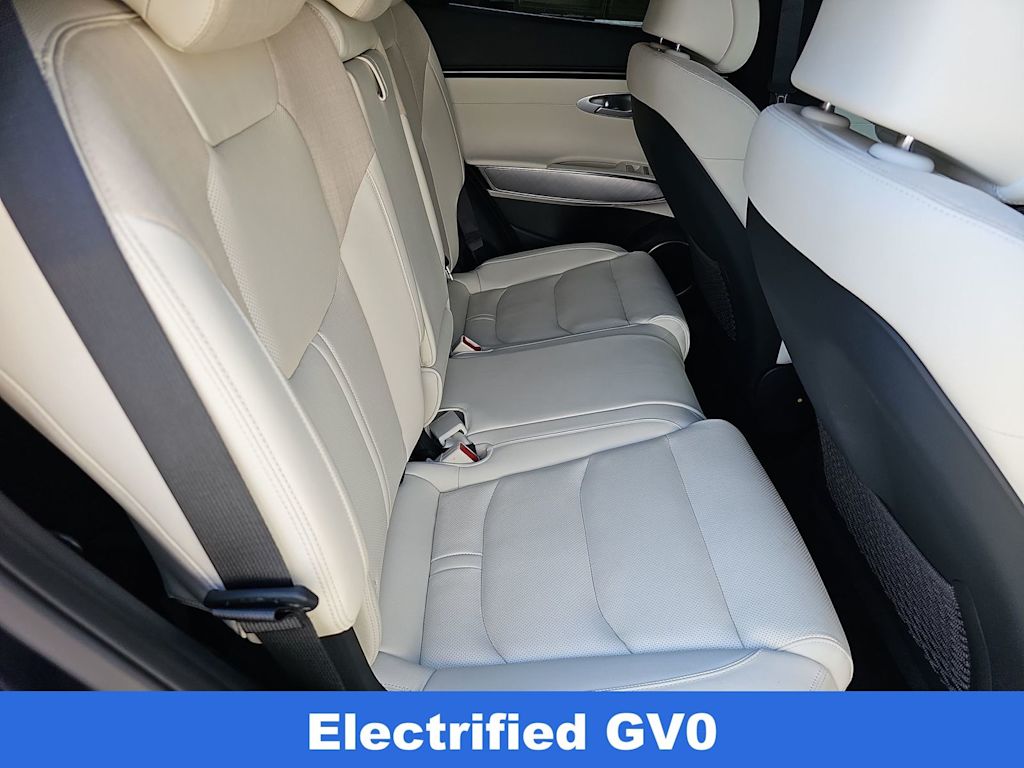 Thumbnail: 2025 Genesis GV70 - 11
