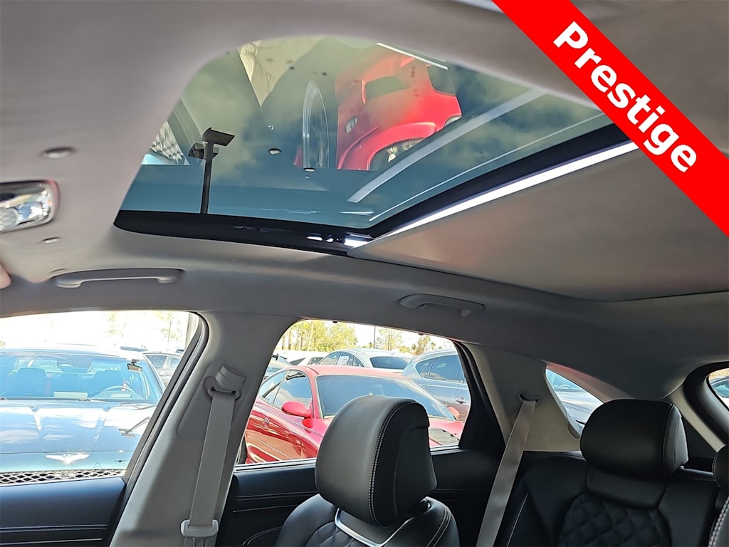 Thumbnail: 2025 Genesis GV70 - 29