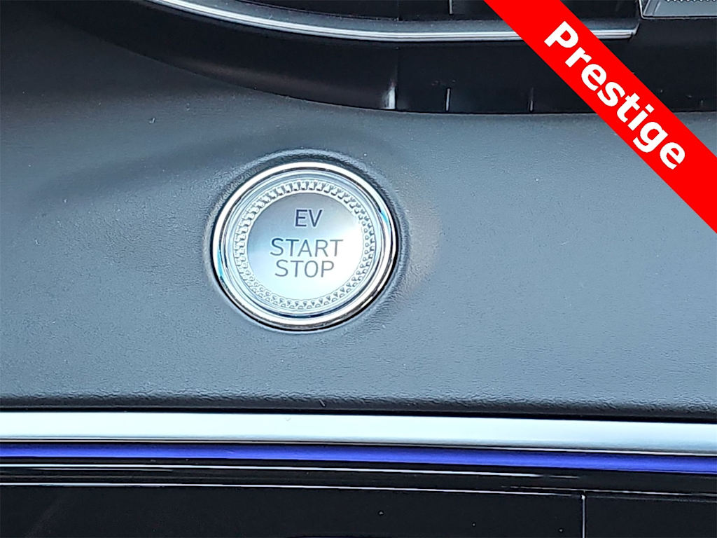 Thumbnail: 2025 Genesis GV70 - 25