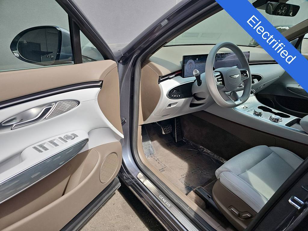 Thumbnail: 2026 Genesis GV70 - 2