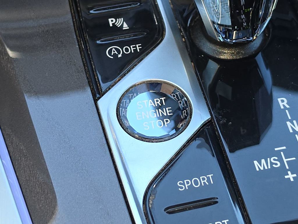 Thumbnail: 2022 BMW X5 - 25