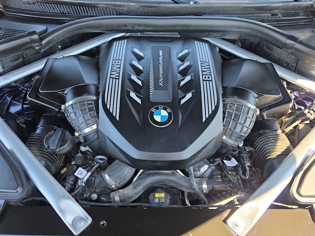 Thumbnail: 2022 BMW X5 - 9