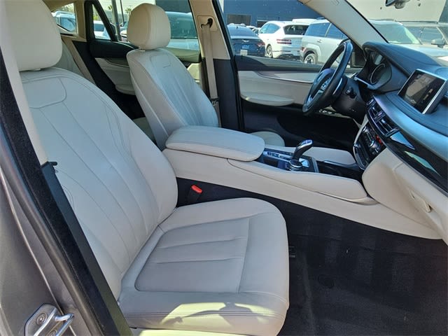 2016 BMW X6 sDrive35i 11