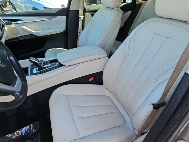2016 BMW X6 sDrive35i 10
