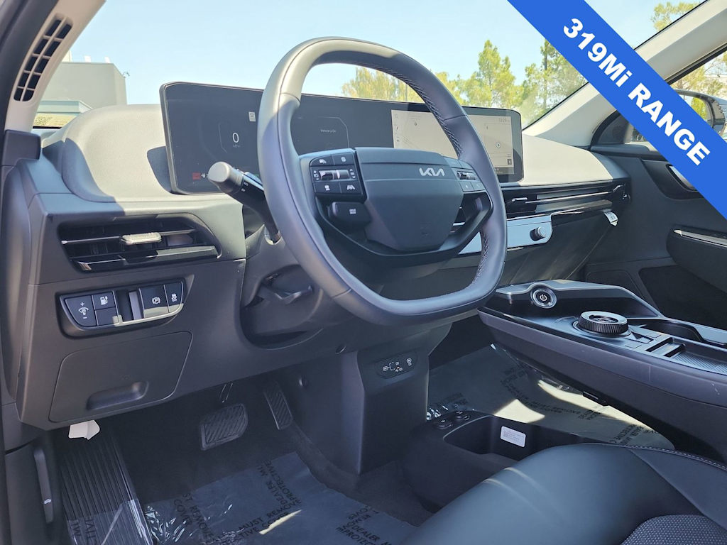 Thumbnail: 2025 Kia EV6 - 2