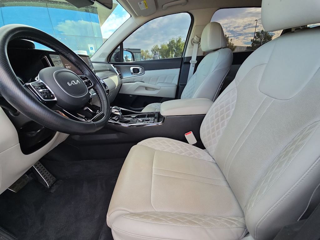 Thumbnail: 2022 Kia Sorento - 11
