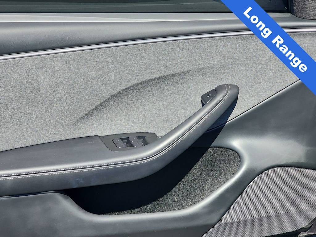 Thumbnail: 2025 Tesla Model 3 - 27
