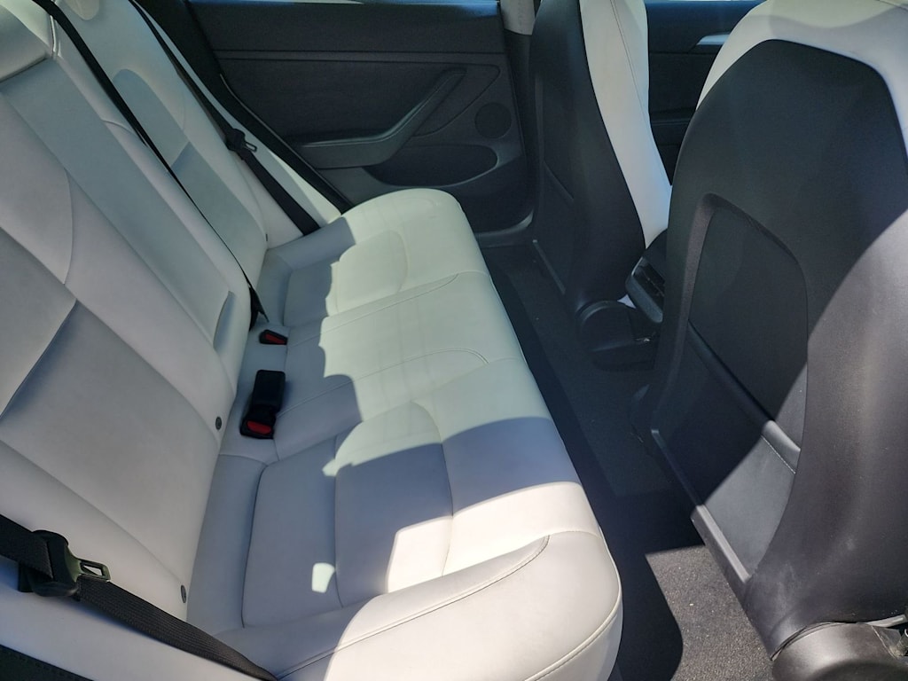Thumbnail: 2023 Tesla Model 3 - 22