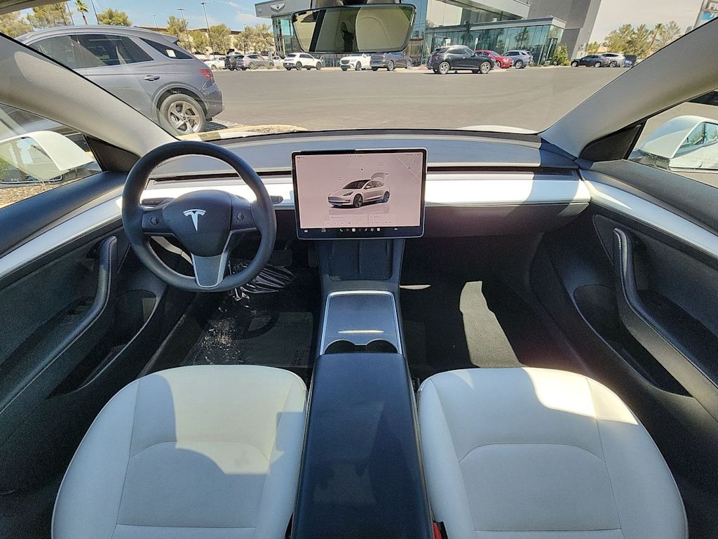 Thumbnail: 2023 Tesla Model 3 - 9
