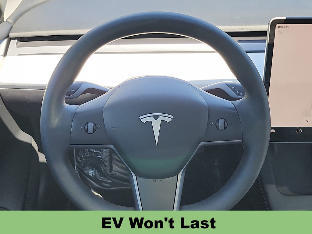 Thumbnail: 2023 Tesla Model 3 - 19