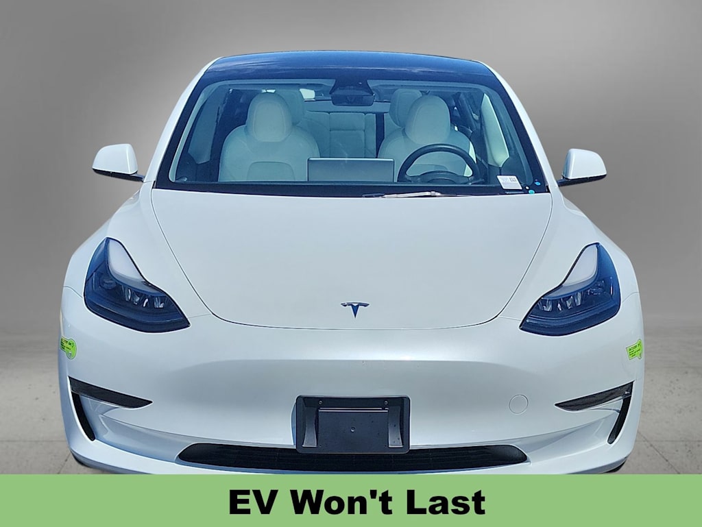 Thumbnail: 2023 Tesla Model 3 - 11