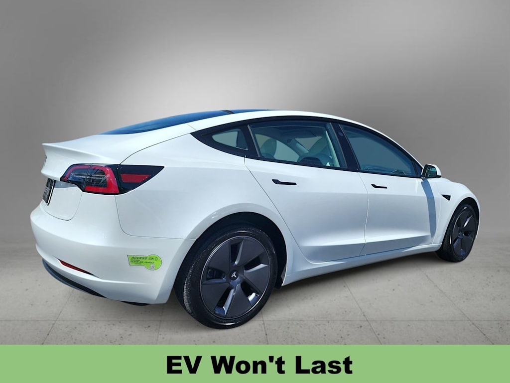 Thumbnail: 2023 Tesla Model 3 - 13