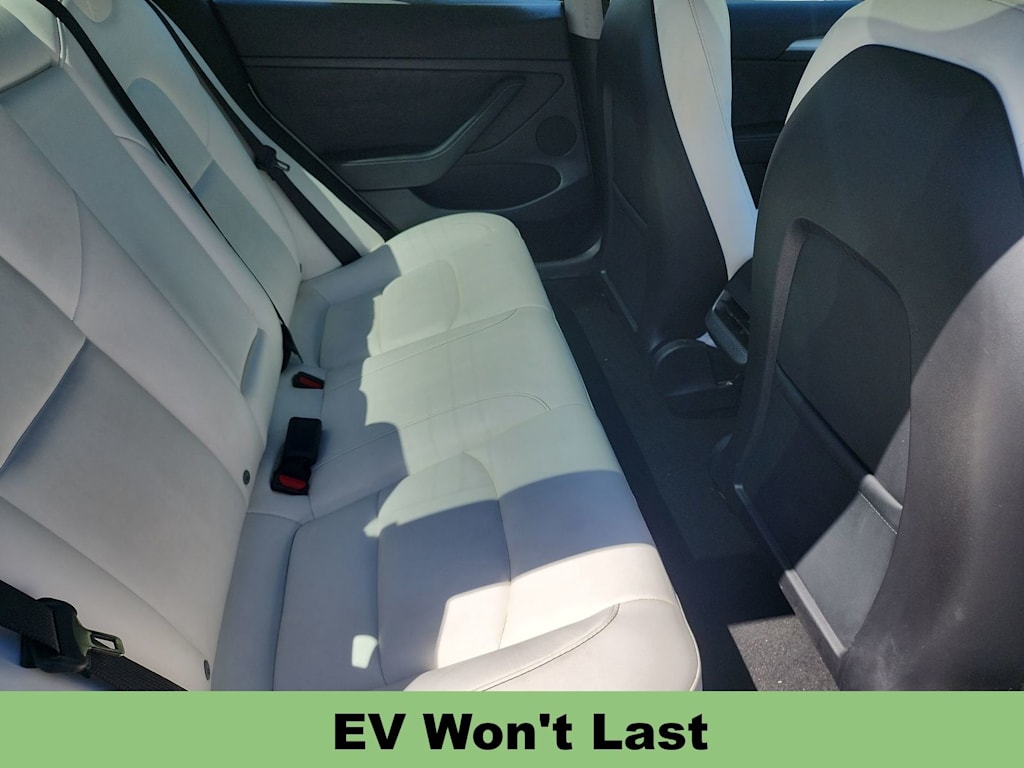 Thumbnail: 2023 Tesla Model 3 - 18