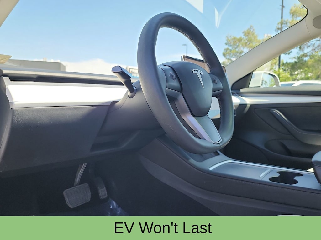 Thumbnail: 2023 Tesla Model 3 - 5