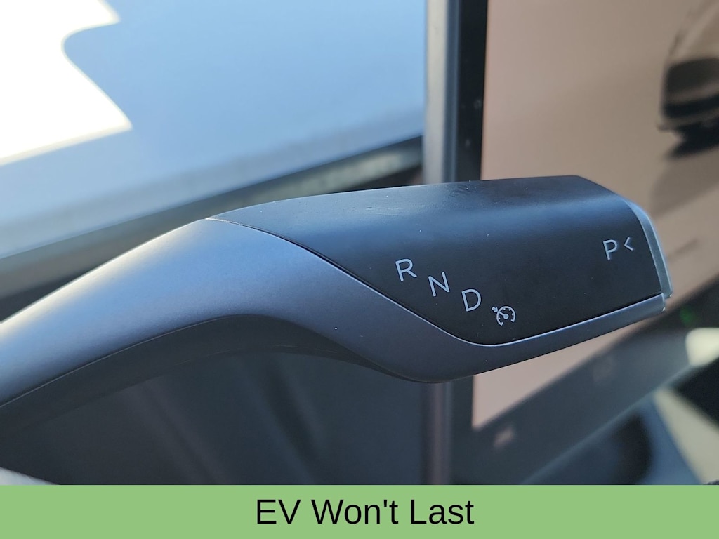 Thumbnail: 2023 Tesla Model 3 - 21