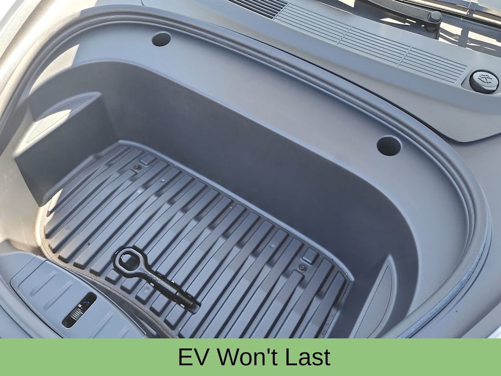 Thumbnail: 2023 Tesla Model 3 - 16