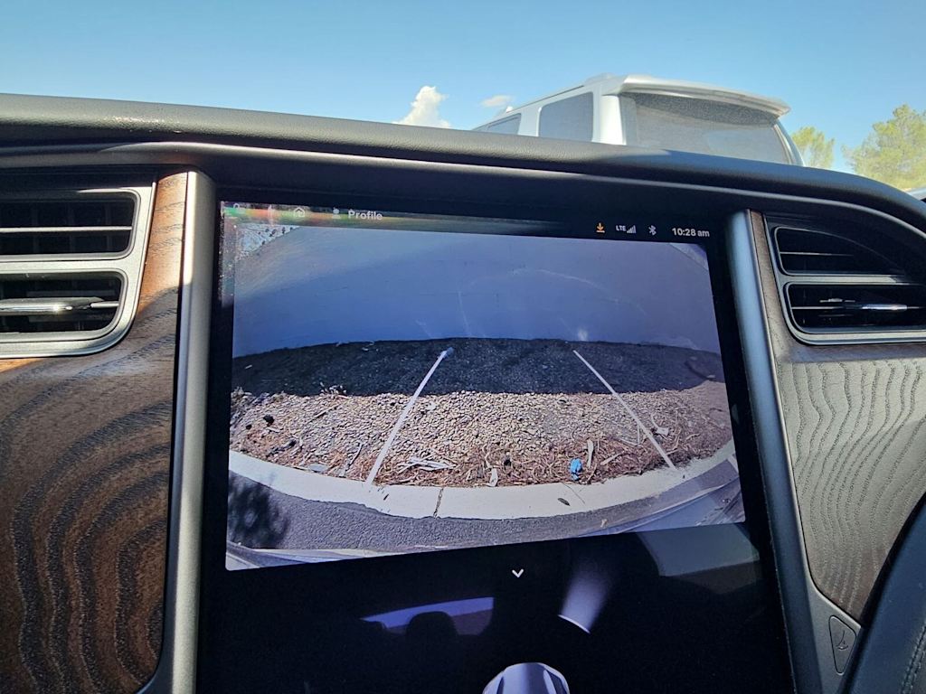 Thumbnail: 2020 Tesla Model S - 24