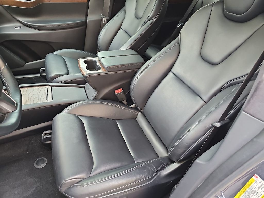 Thumbnail: 2020 Tesla Model X - 10