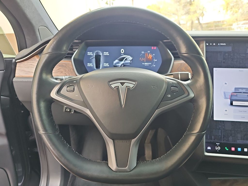 Thumbnail: 2020 Tesla Model X - 9