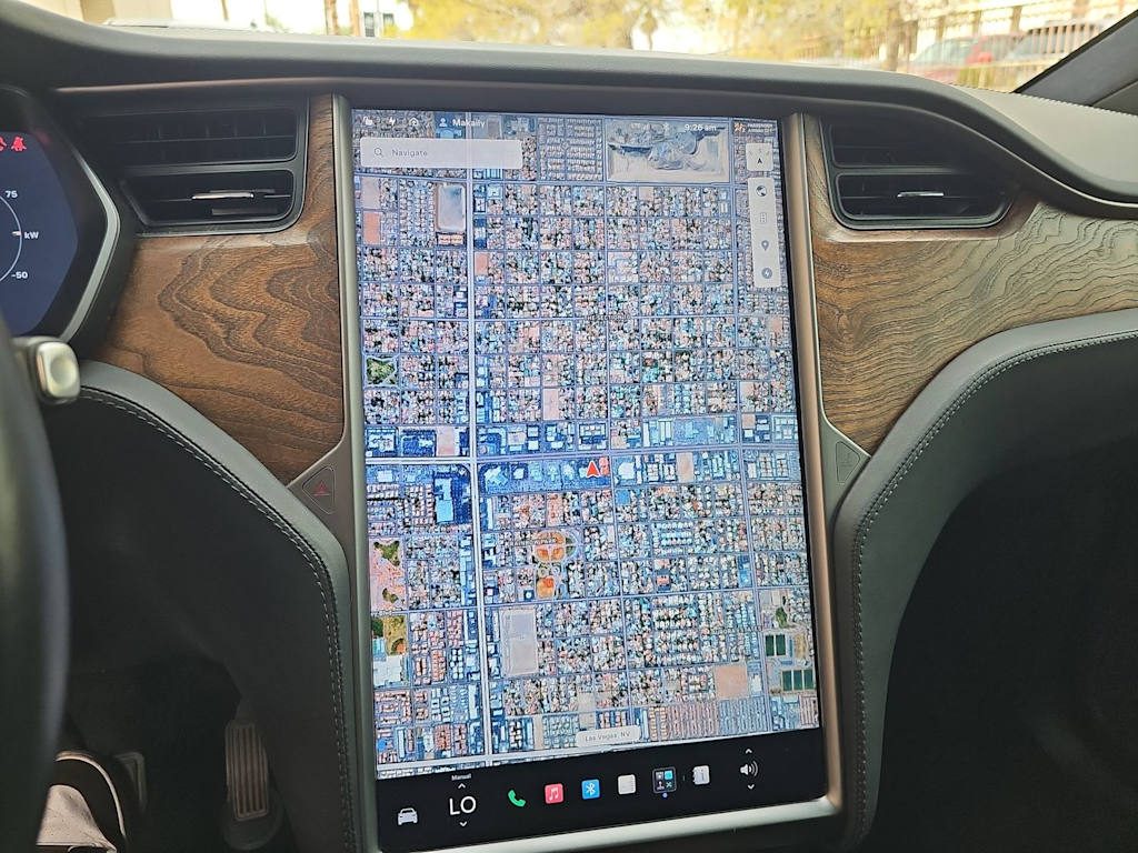Thumbnail: 2020 Tesla Model X - 25