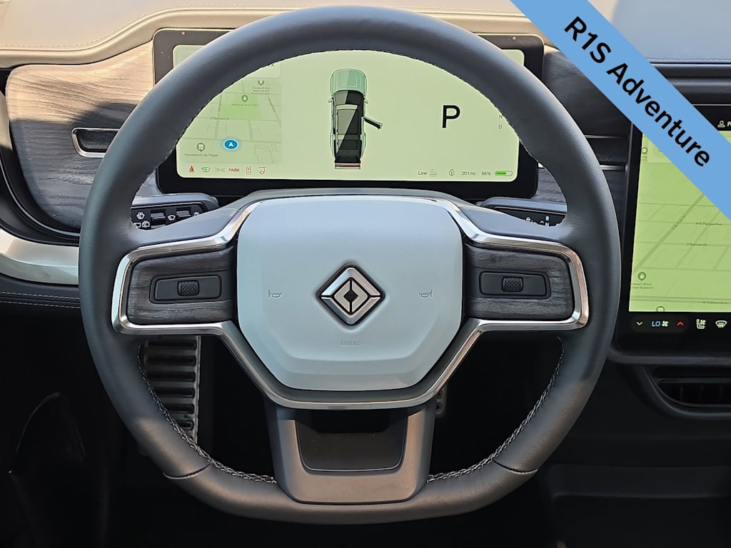 Thumbnail: 2023 Rivian R1S - 13