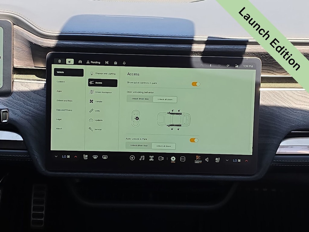 Thumbnail: 2022 Rivian R1S - 14
