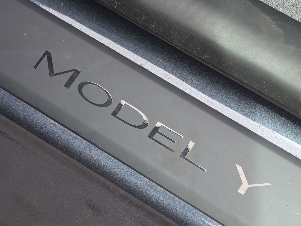 Thumbnail: 2022 Tesla Model Y - 7