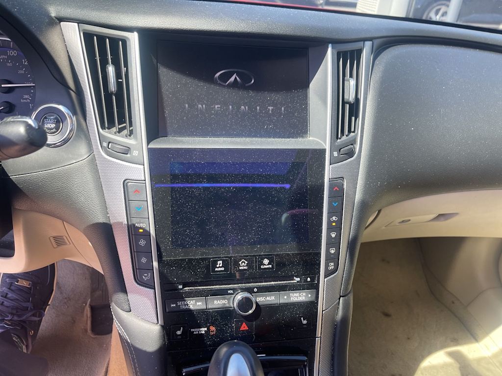 Thumbnail: 2015 INFINITI Q50 - 11