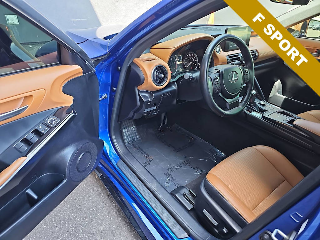 Thumbnail: 2025 Lexus ES - 2