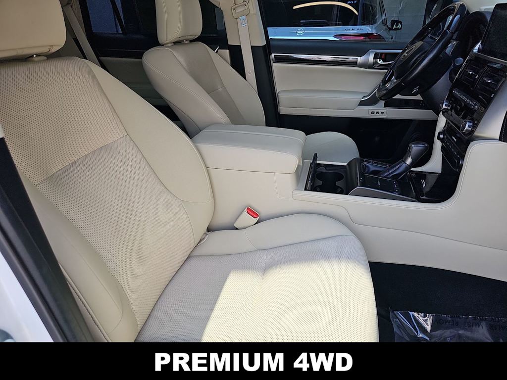 Thumbnail: 2023 Lexus GX - 11