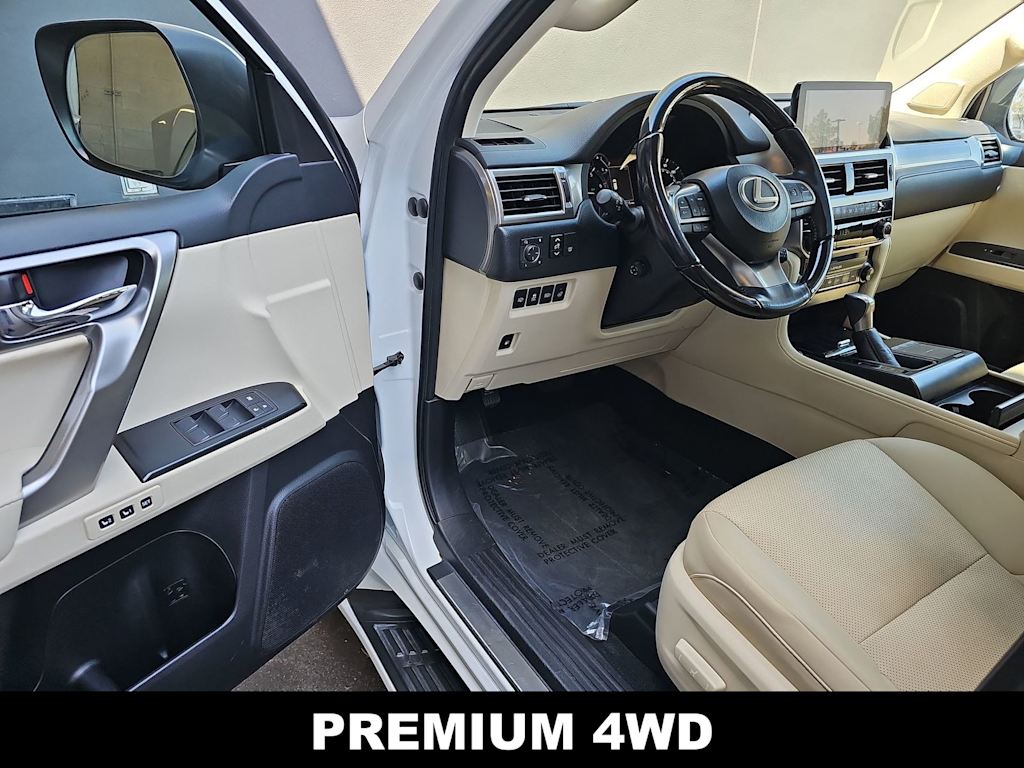 Thumbnail: 2023 Lexus GX - 2