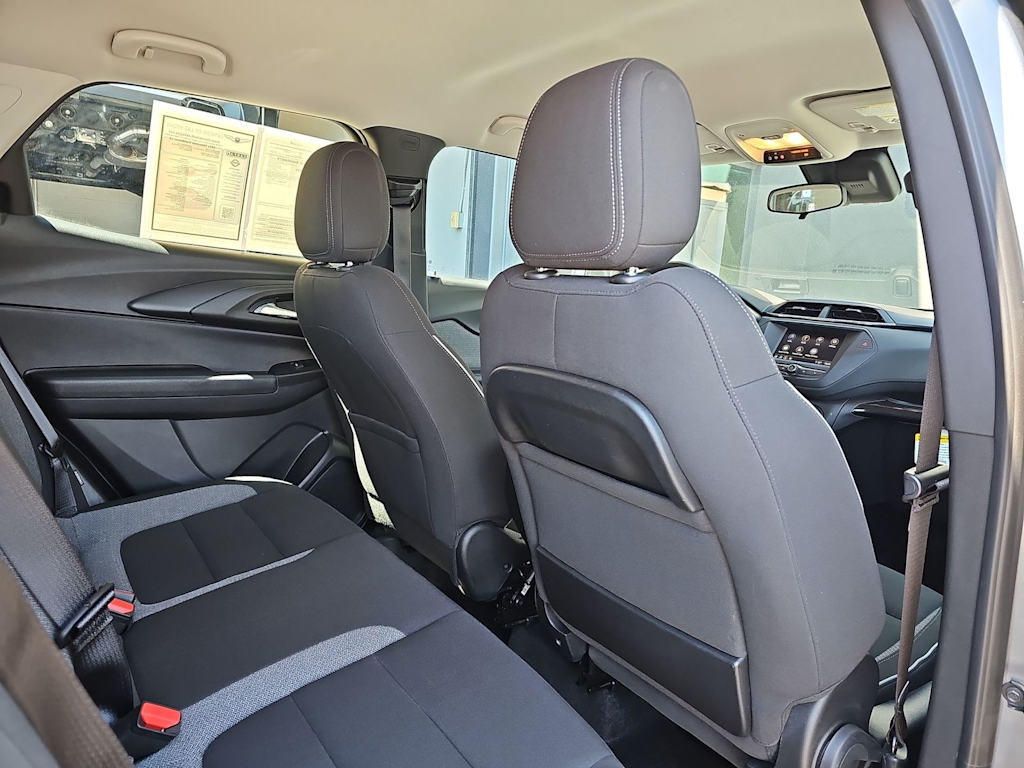 Thumbnail: 2021 Chevrolet TrailBlazer - 13