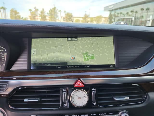2017 Genesis G90 Premium 26
