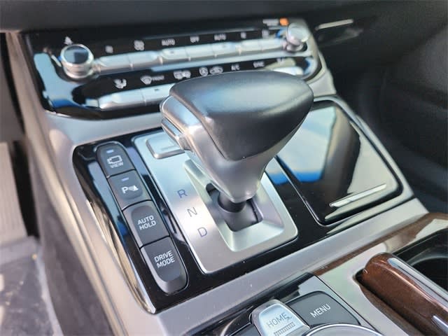 2017 Genesis G90 Premium 15