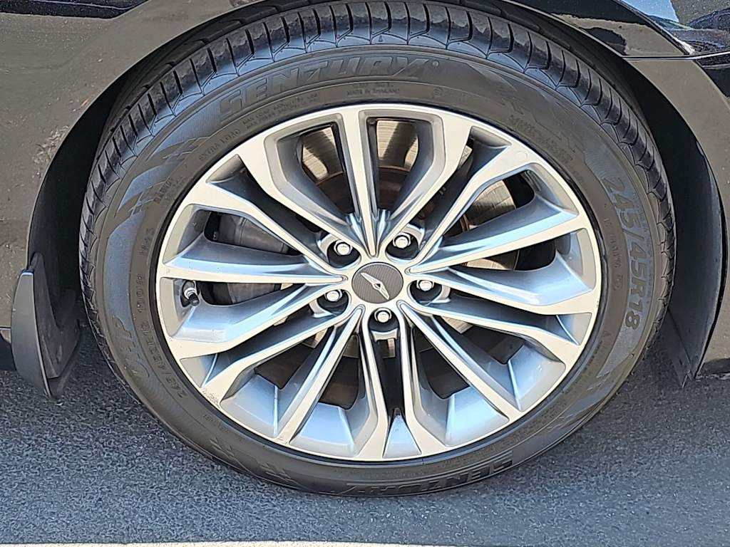 Thumbnail: 2017 Genesis G80 - 7