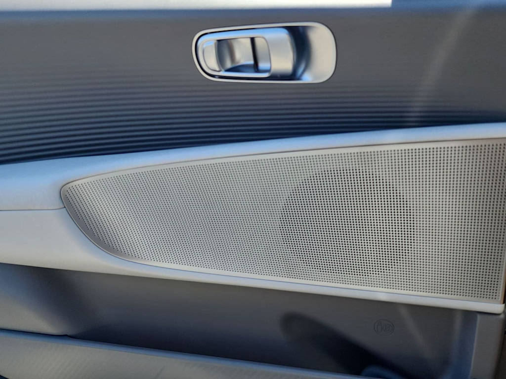 Thumbnail: 2024 Hyundai Ioniq 6 - 28