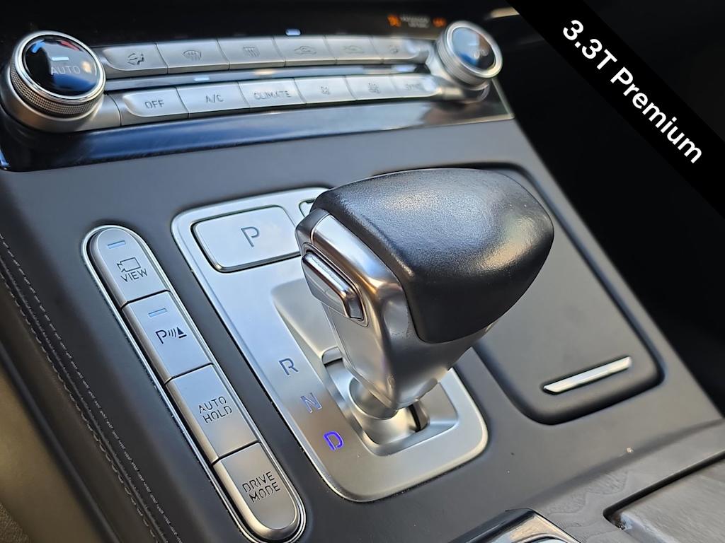 Thumbnail: 2020 Genesis G90 - 15