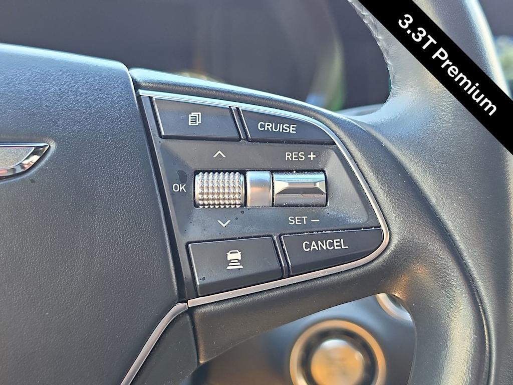 Thumbnail: 2020 Genesis G90 - 29