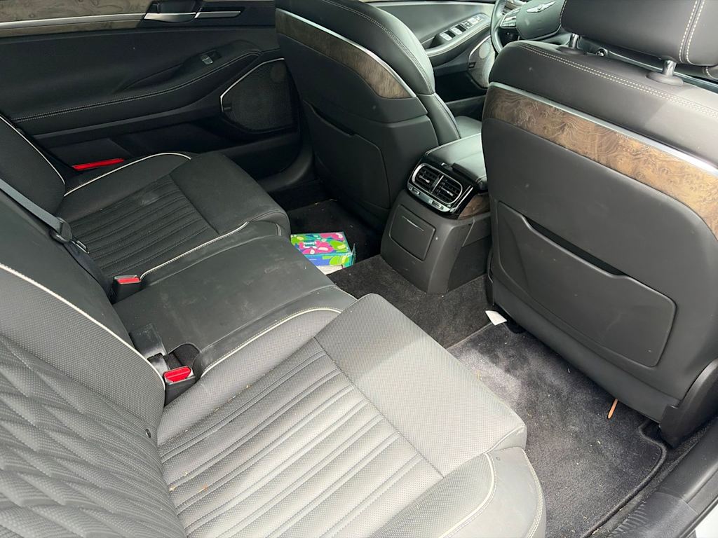 Thumbnail: 2020 Genesis G90 - 6