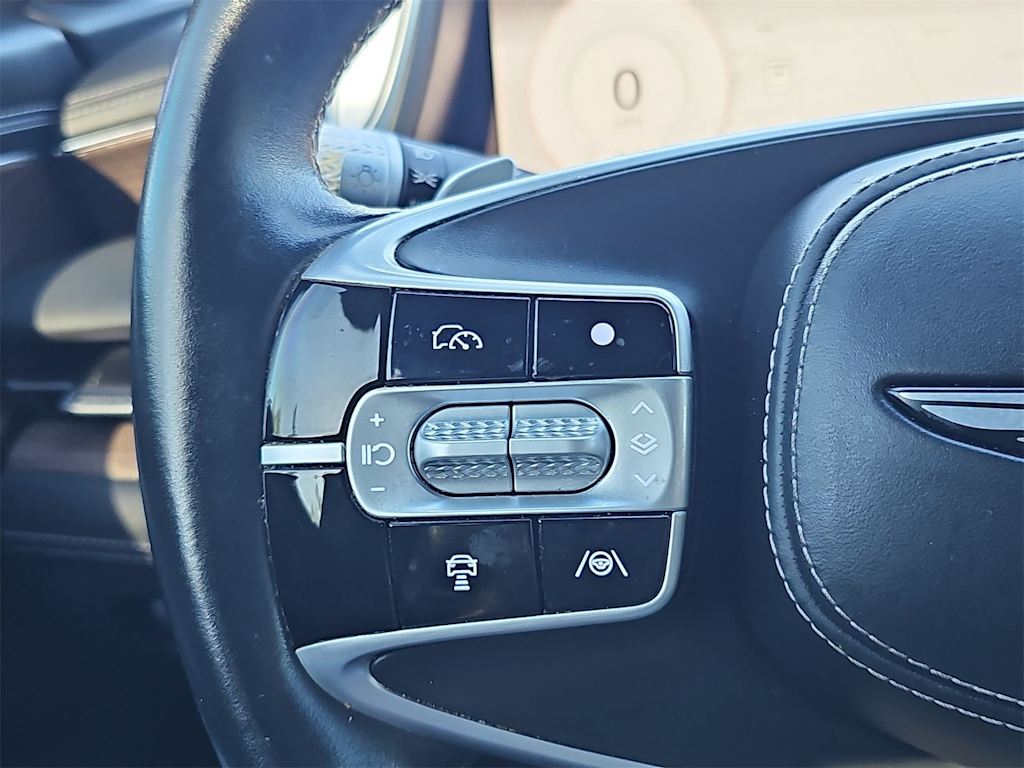 Thumbnail: 2023 Genesis G90 - 27