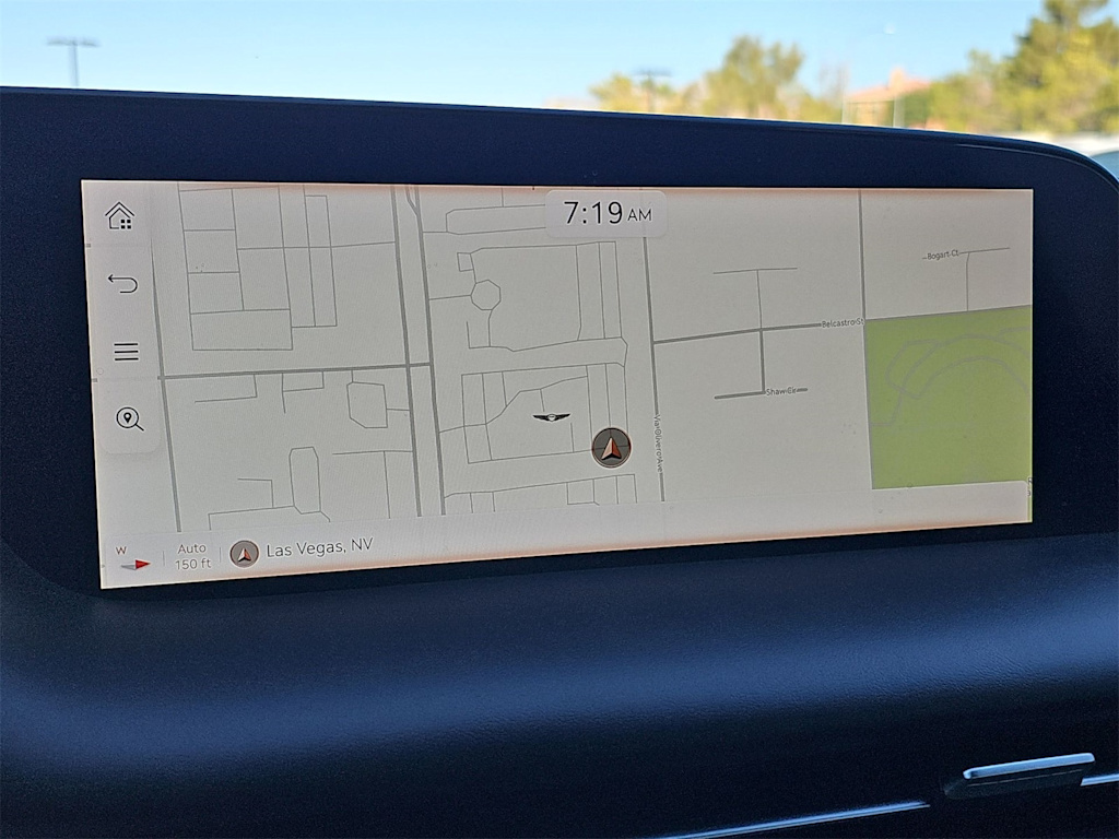 Thumbnail: 2023 Genesis G90 - 24