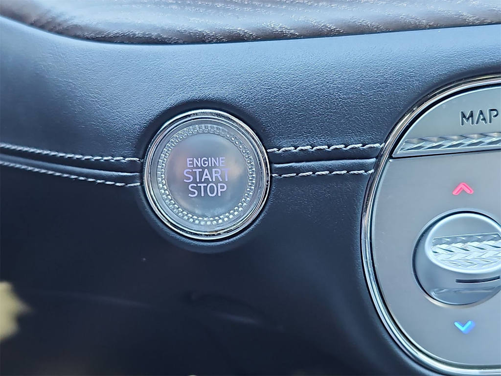 Thumbnail: 2023 Genesis G90 - 25