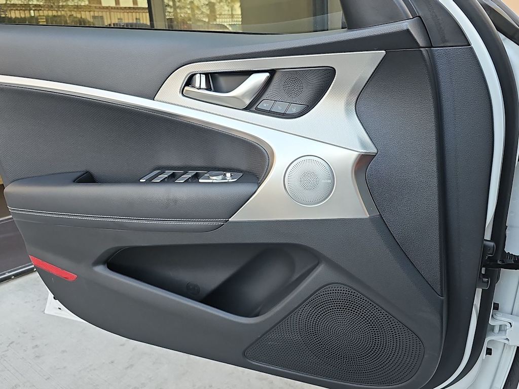 Thumbnail: 2026 Genesis G70 - 26