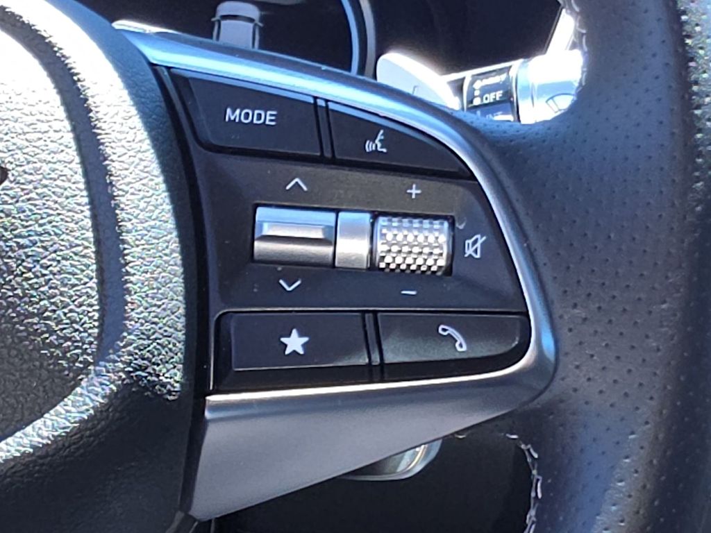 Thumbnail: 2026 Genesis G70 - 28