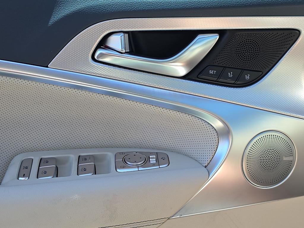 Thumbnail: 2026 Genesis G70 - 29