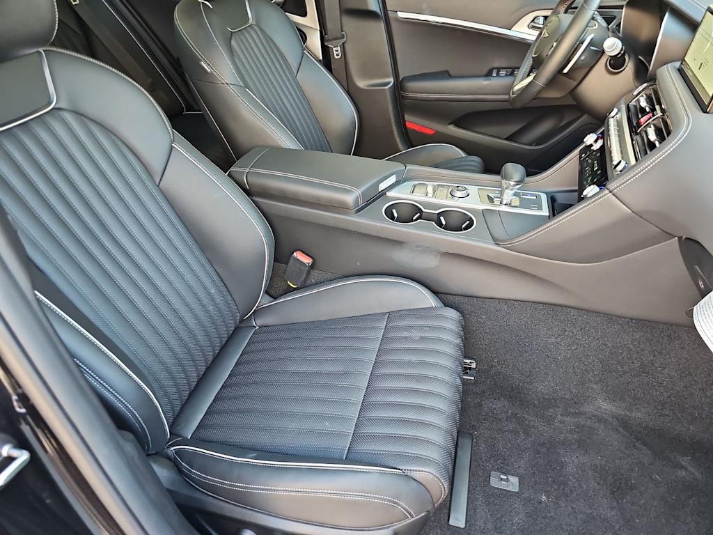 Thumbnail: 2026 Genesis G70 - 11