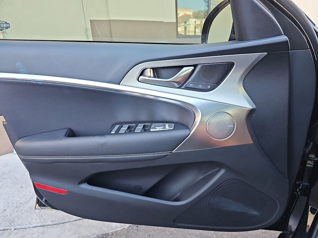 Thumbnail: 2026 Genesis G70 - 28