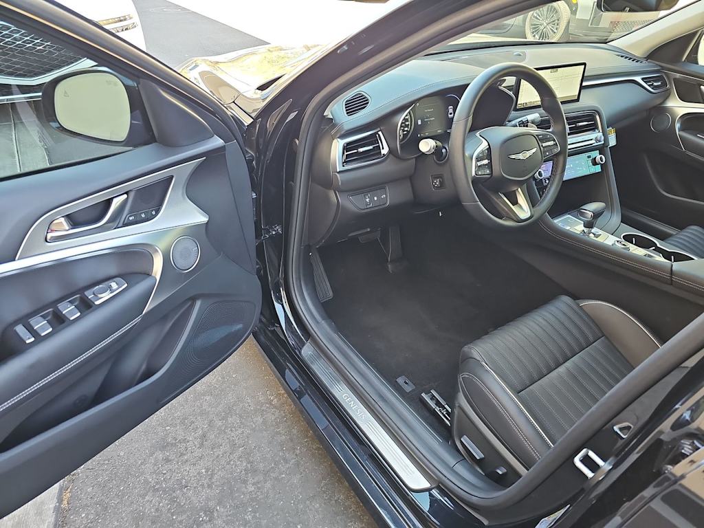 Thumbnail: 2026 Genesis G70 - 2